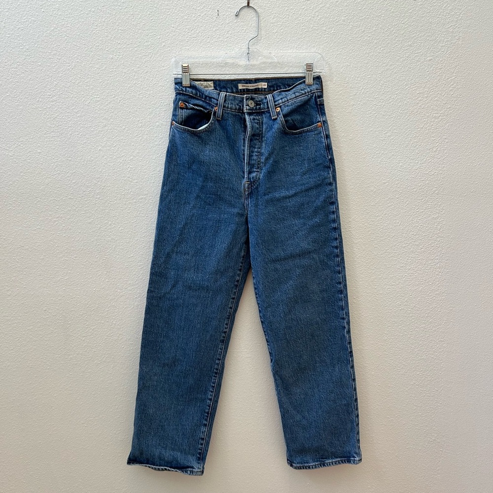 LEVI’S Ribcage Straight crop dark wash button fly jeans
